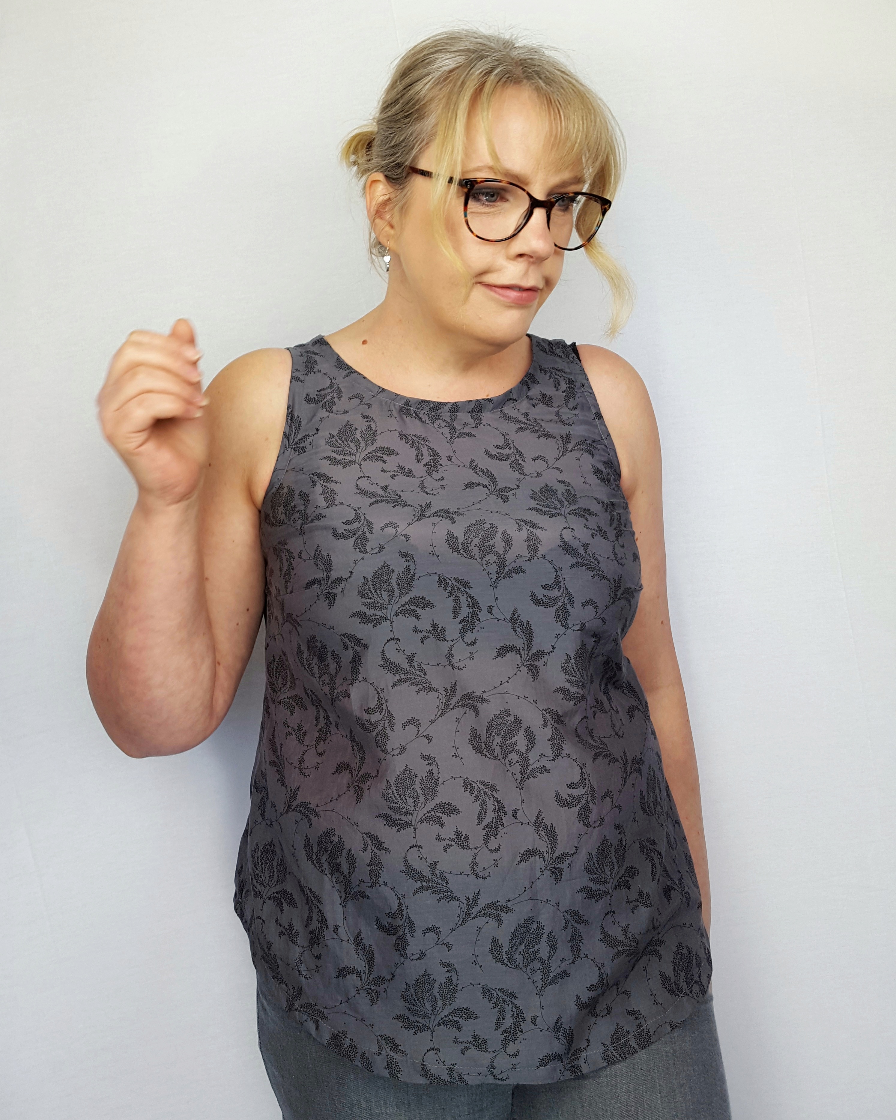 Sewing a Woven Tank Top – aka the one where I make ALL the fit