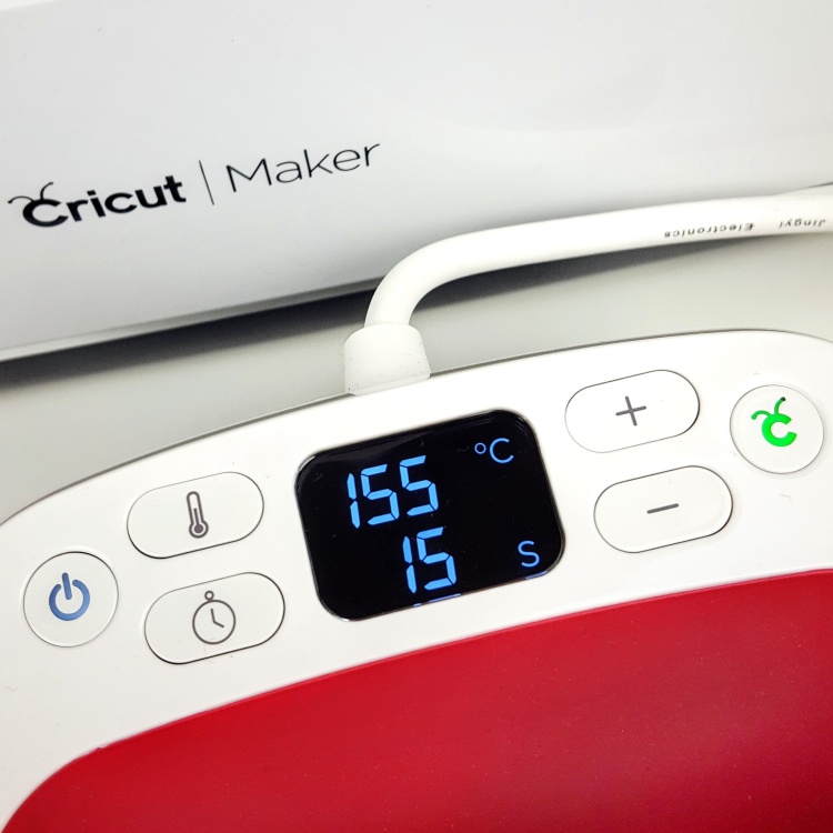 Cricut EasyPress temperature heat timer controls